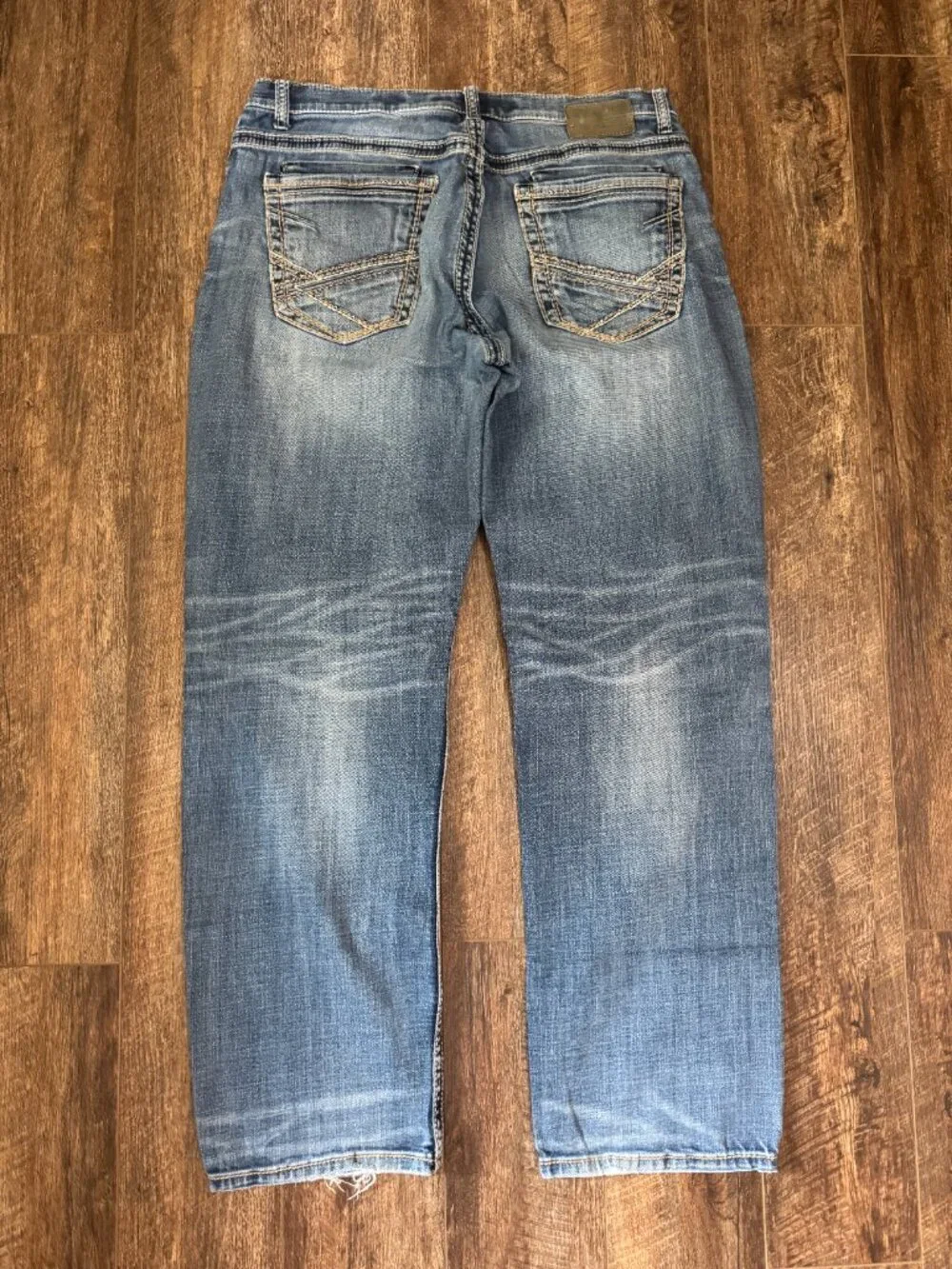 BKE Tyler Straight Leg Medium Wash Faded Denim Jeans Size 34L